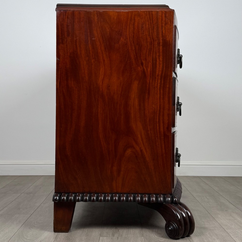 Antique 19th Century Chest Of Drawers In Mahogany  View VII