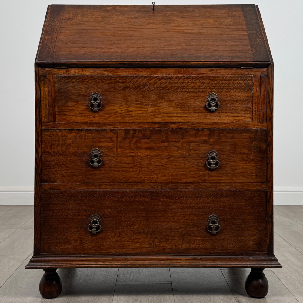 Antique 20th Century Good Quality Oak Bureau 
