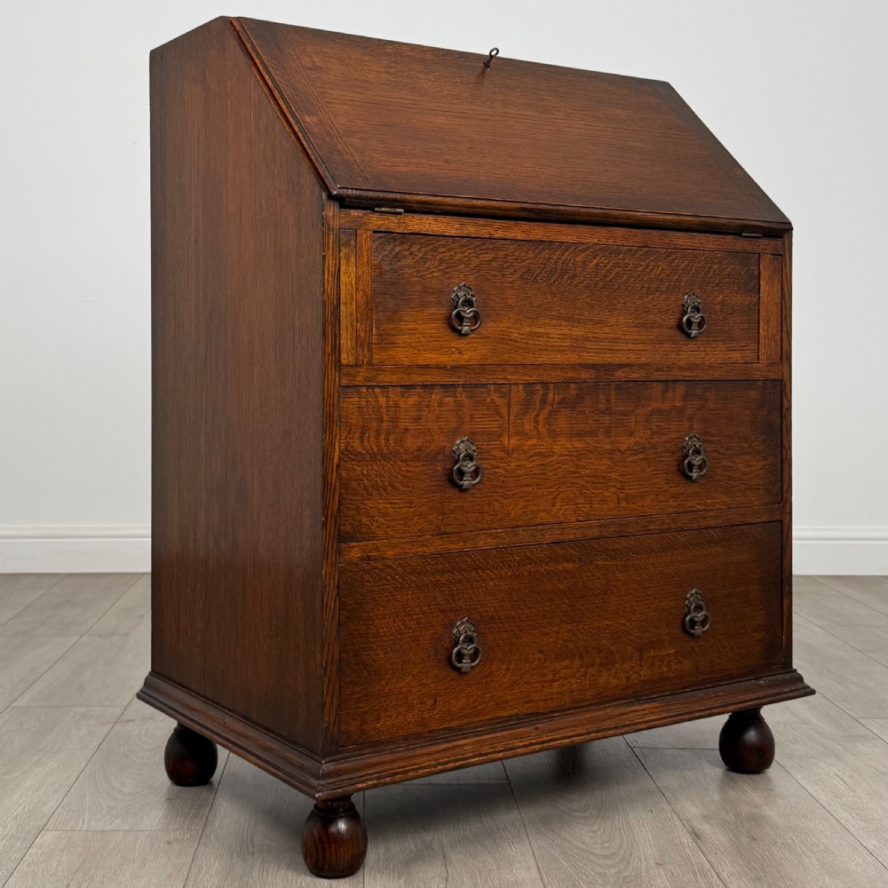 Antique 20th Century Good Quality Oak Bureau  View VIII