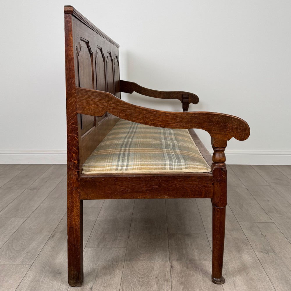  Antique 19th Century Good Quality Settle In Oak  View VII