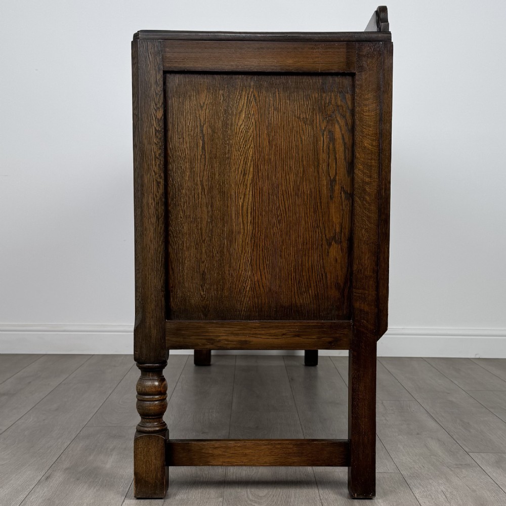 Antique 20th Century Good Quality Oak Sideboard View VIII