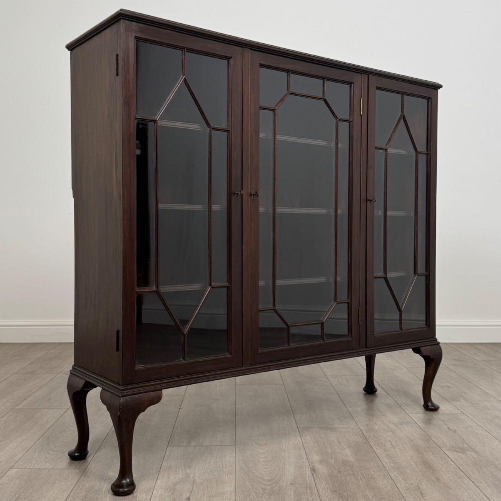 Antique 20th Century Good Quality Cabinet In Mahogany  View X