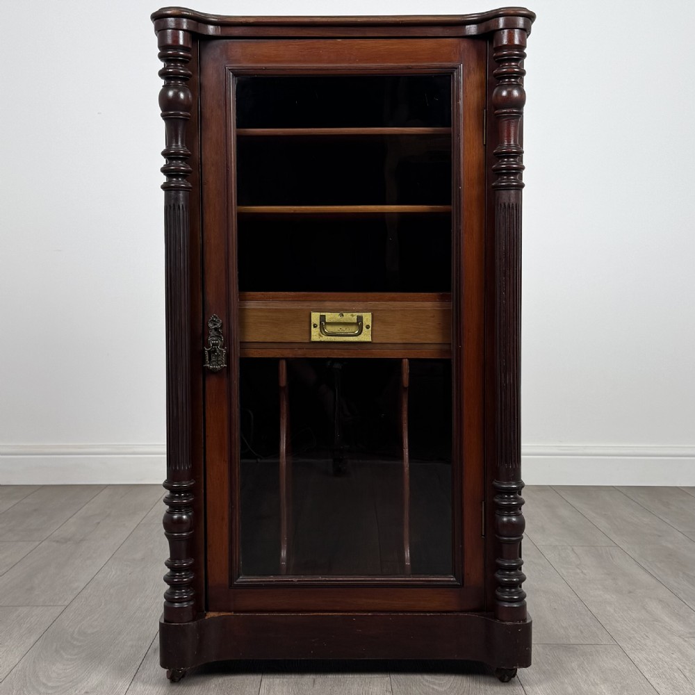 Antique 19th Century Glazed Cabinet In Mahogany 