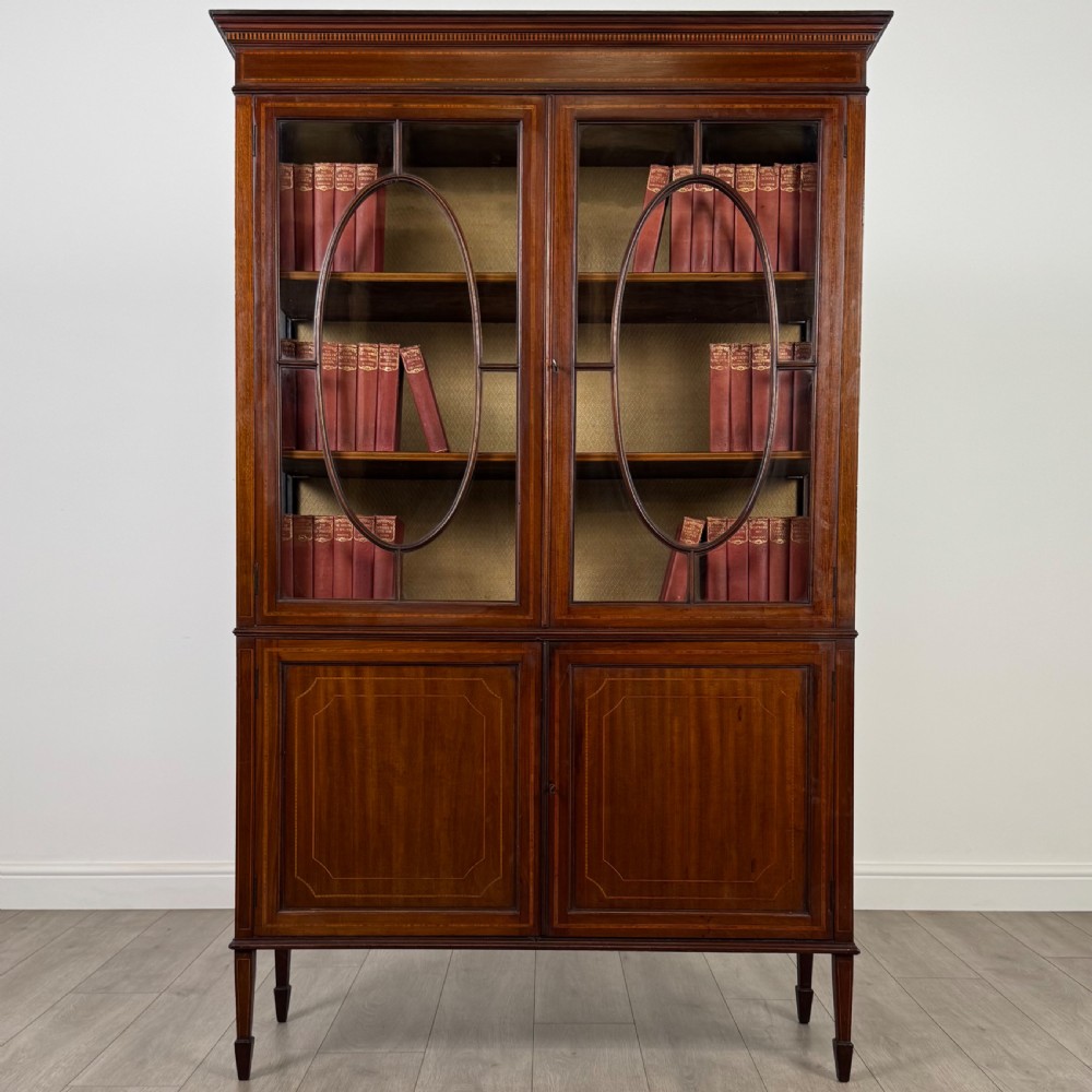 Antique 20th Century Inlaid Display Cabinet In Mahogany