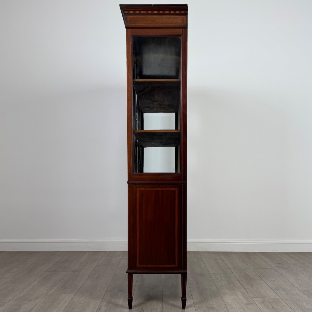 Antique 20th Century Inlaid Display Cabinet In Mahogany View V