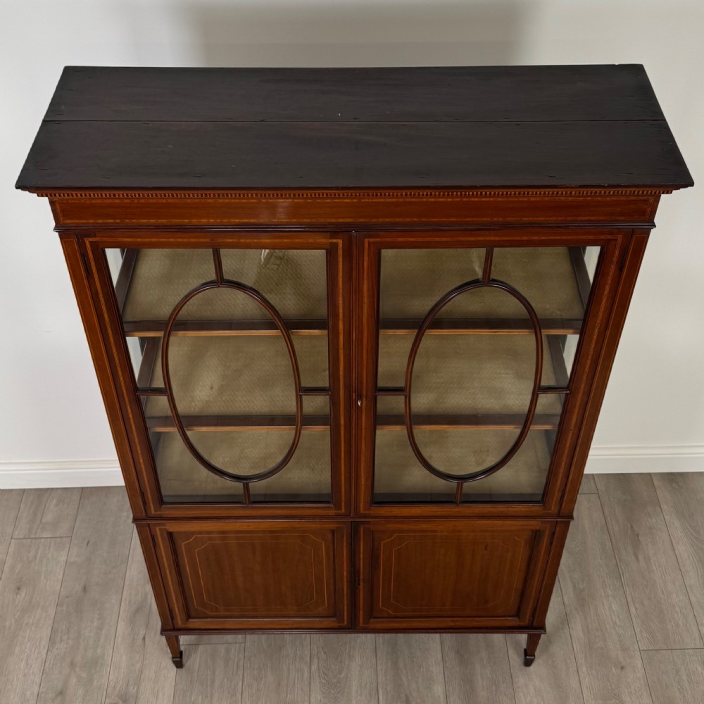 Antique 20th Century Inlaid Display Cabinet In Mahogany View XI