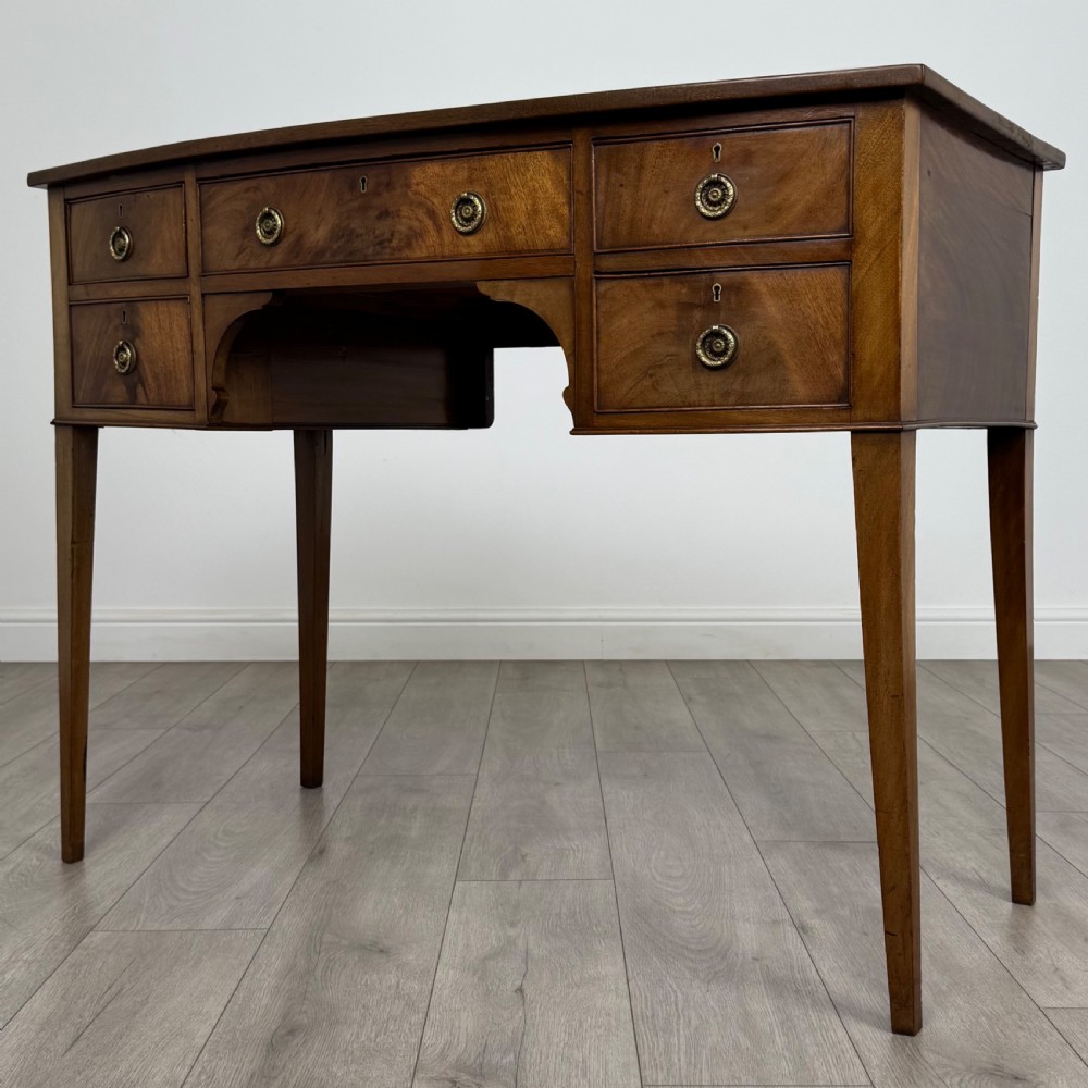 Antique 19th Century Good Quality Writing Table In Mahogany  View II