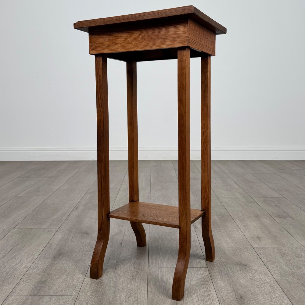 Antique 20th Century Arts & Crafts Oak Side Table View II