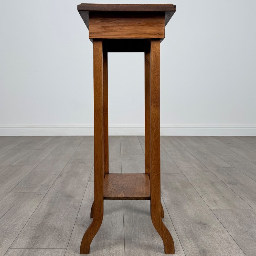 Antique 20th Century Arts & Crafts Oak Side Table View III
