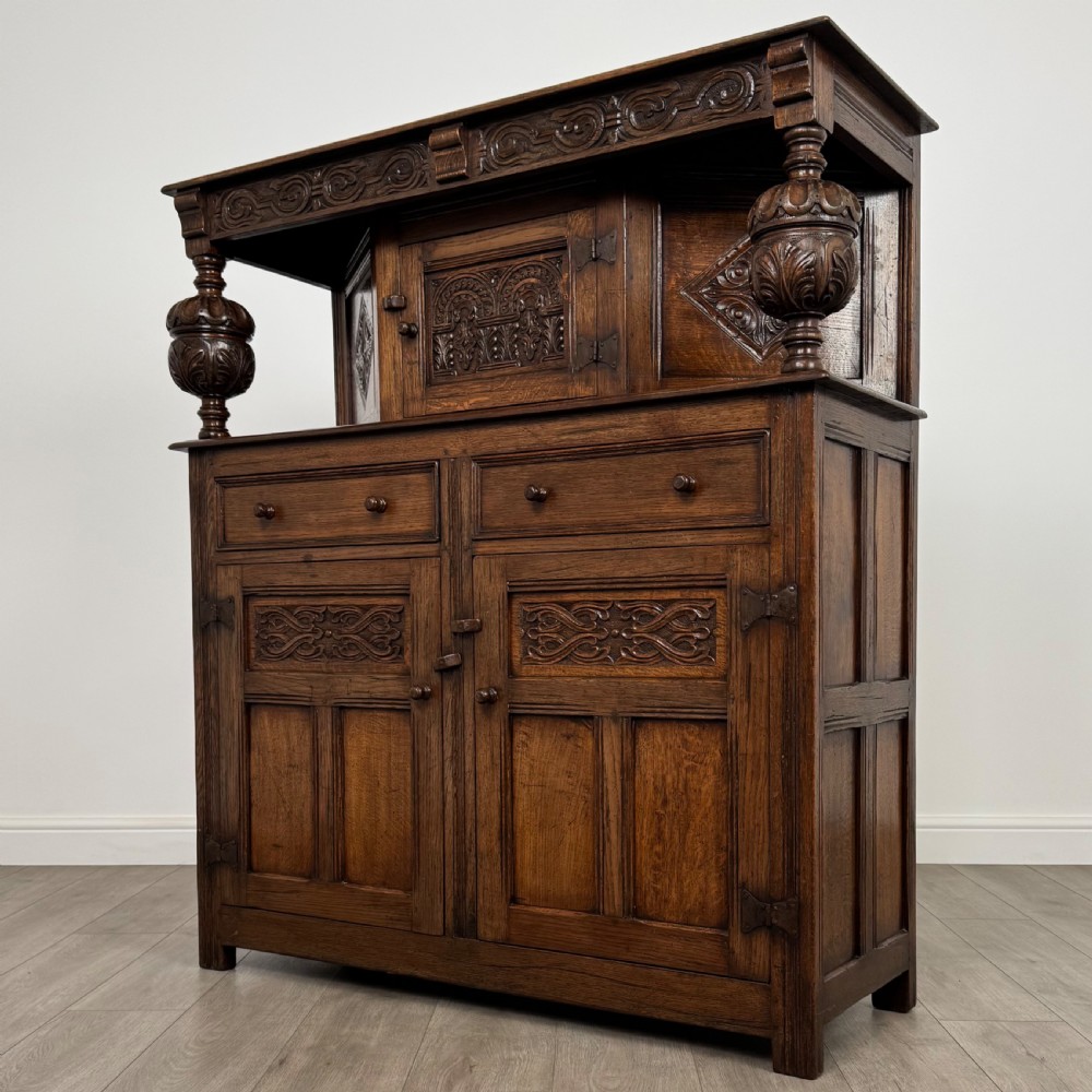 Antique 20th Century Good Quality Court Cupboard In Oak  View III