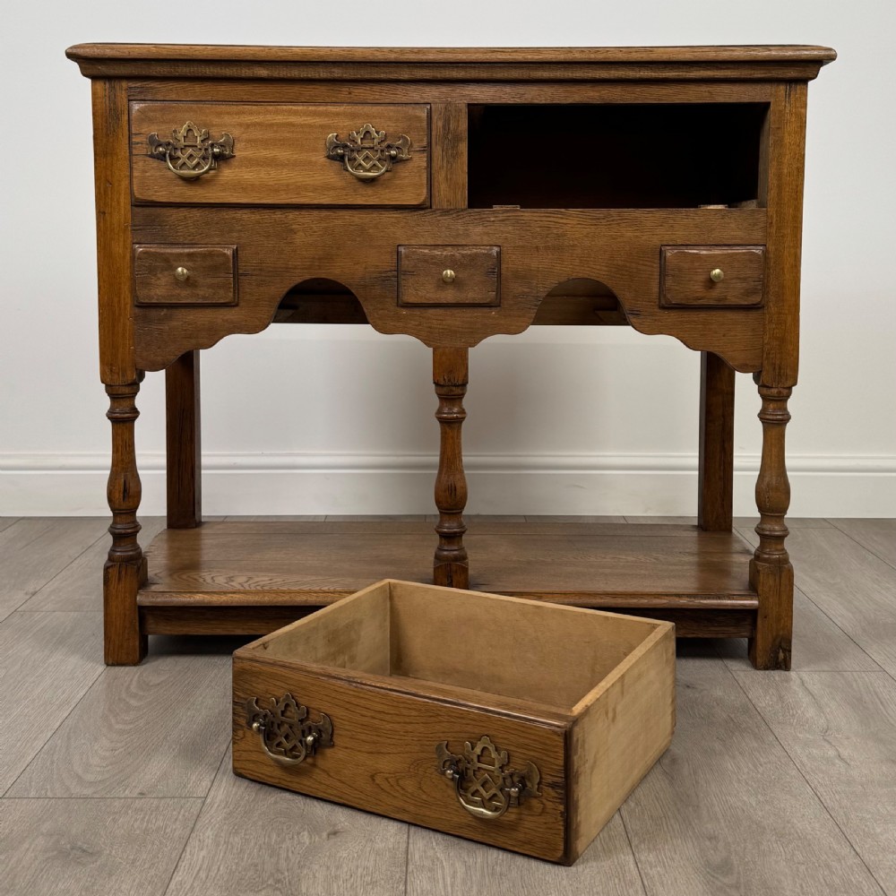Antique 20th Century Good Quality Small Oak Dresser Base  View XI