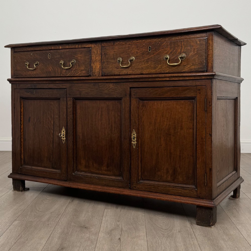 Antique 18th Century Good Quality Cupboard In Oak  View III