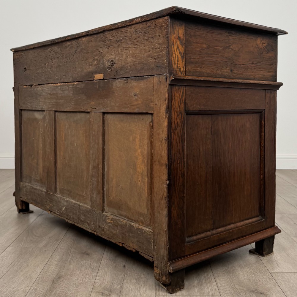 Antique 18th Century Good Quality Cupboard In Oak  View VII