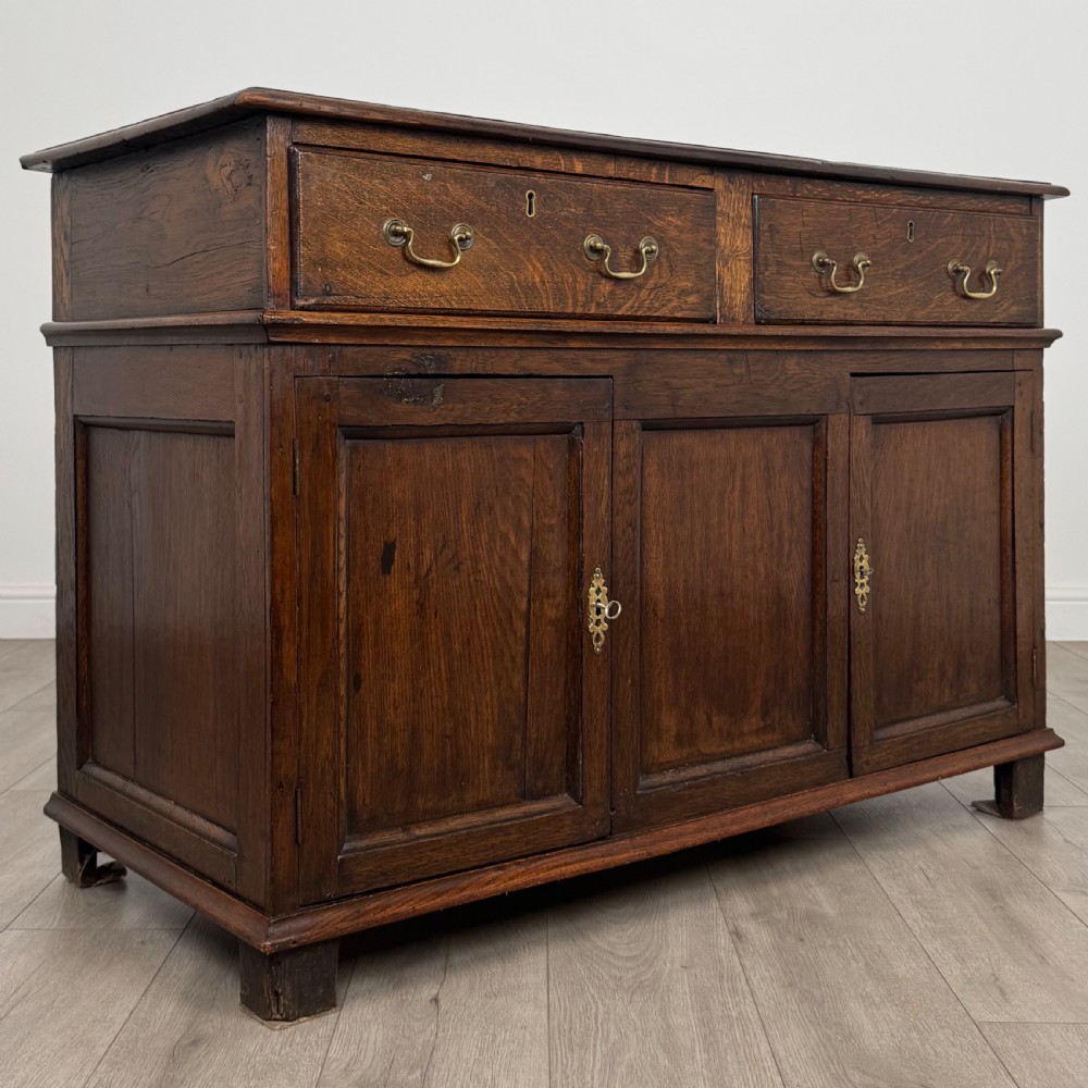 Antique 18th Century Good Quality Cupboard In Oak  View IX