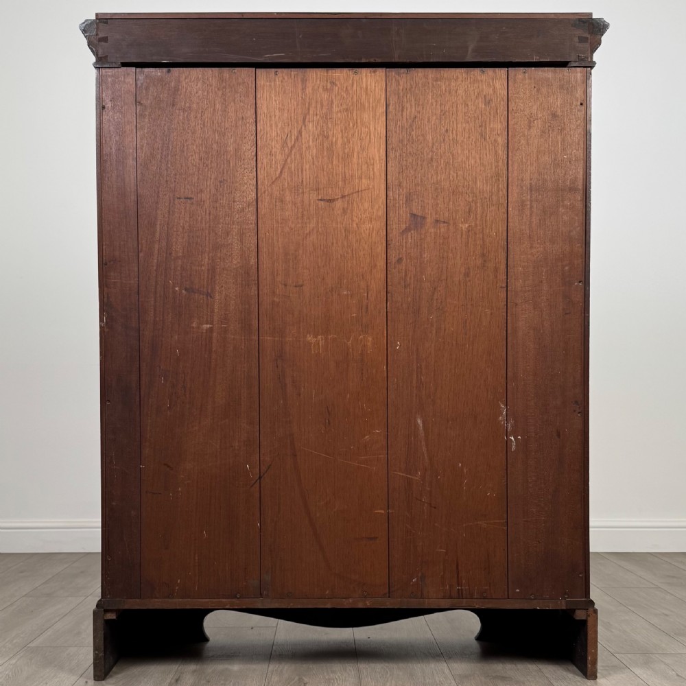 Antique 19th Century Good Quality Display Cabinet In Mahogany  View VII