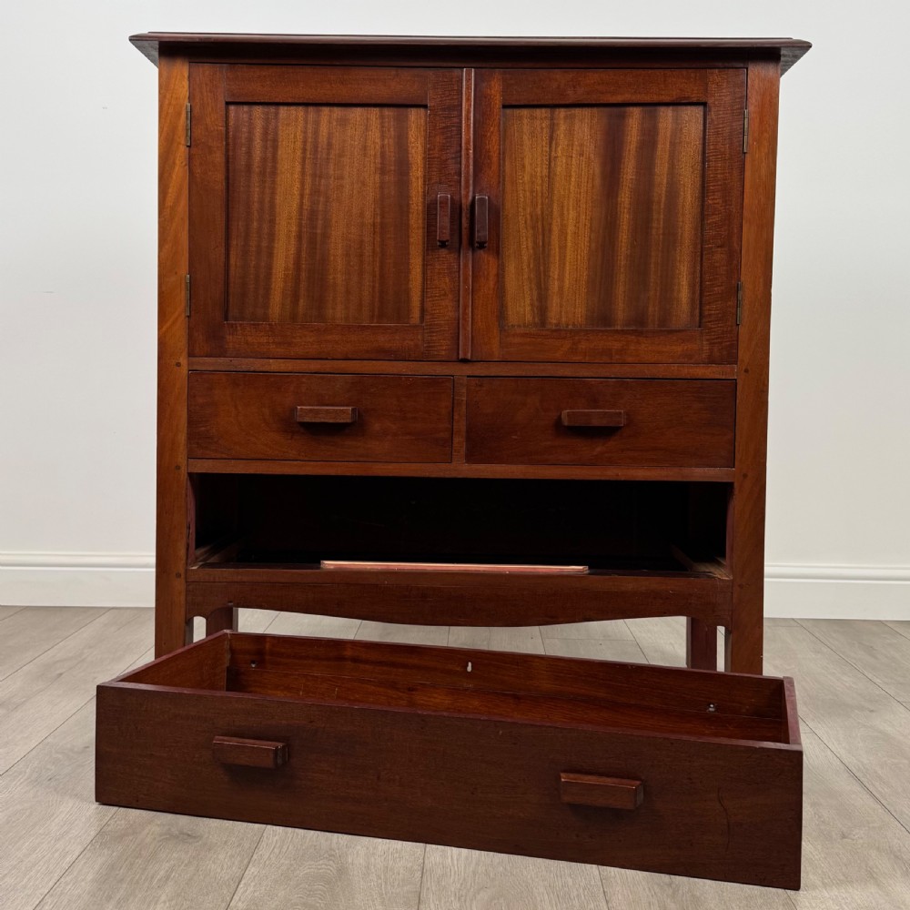 Antique 20th Century Good Quality Cupboard In Mahogany  View XI