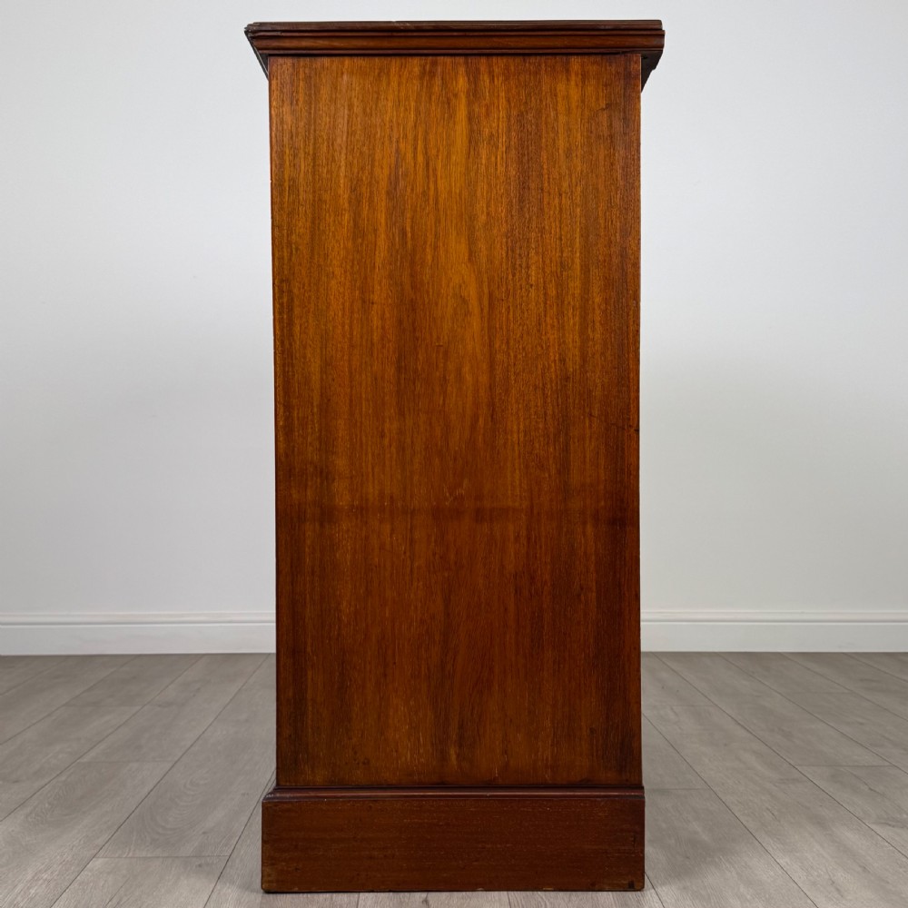 Antique 19th Century Fine Quality Mahogany Chest Of Drawers  View III