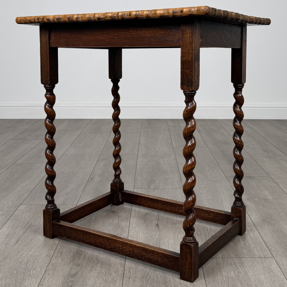  Antique 20th Century Good Quality Side Table In Oak View II