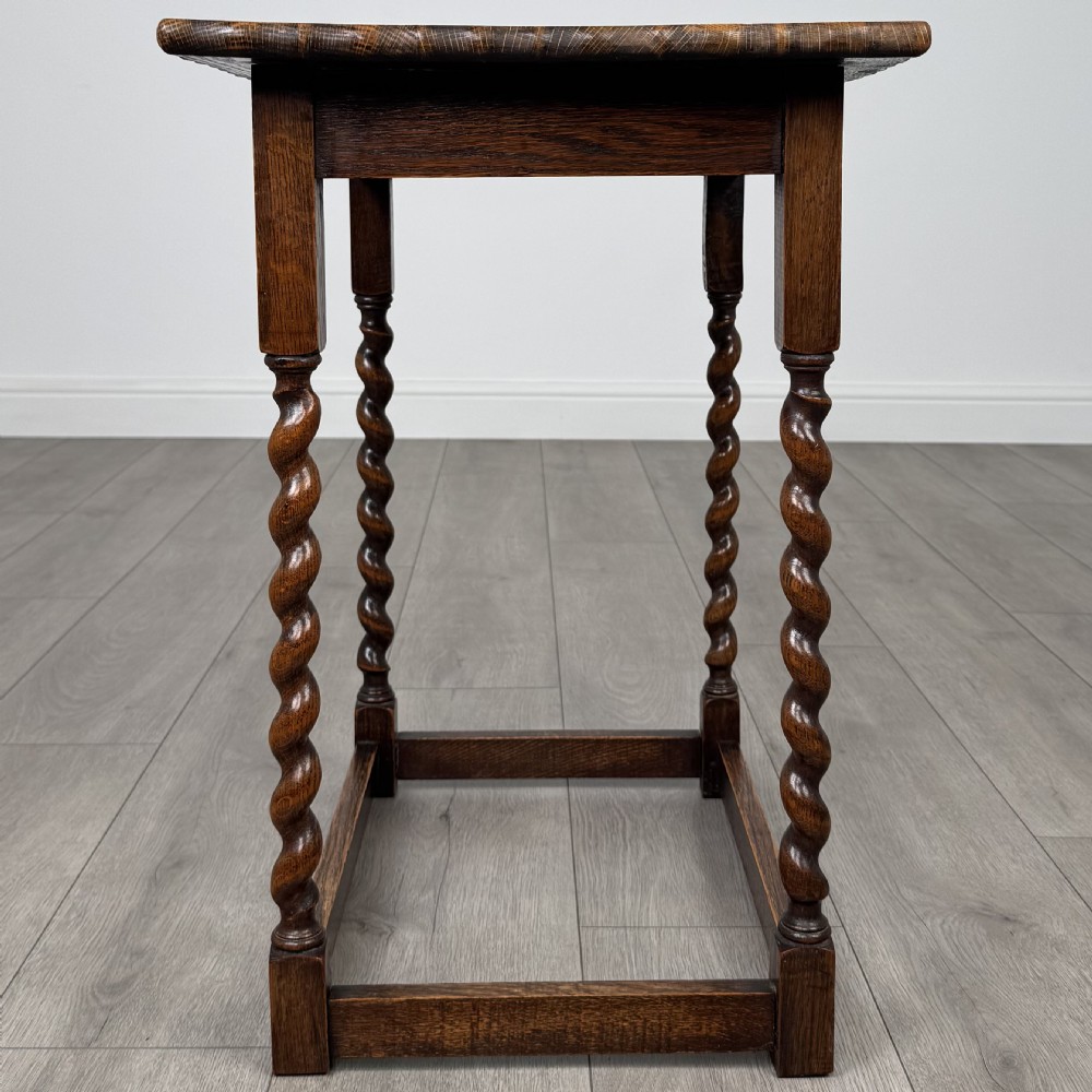  Antique 20th Century Good Quality Side Table In Oak View VII