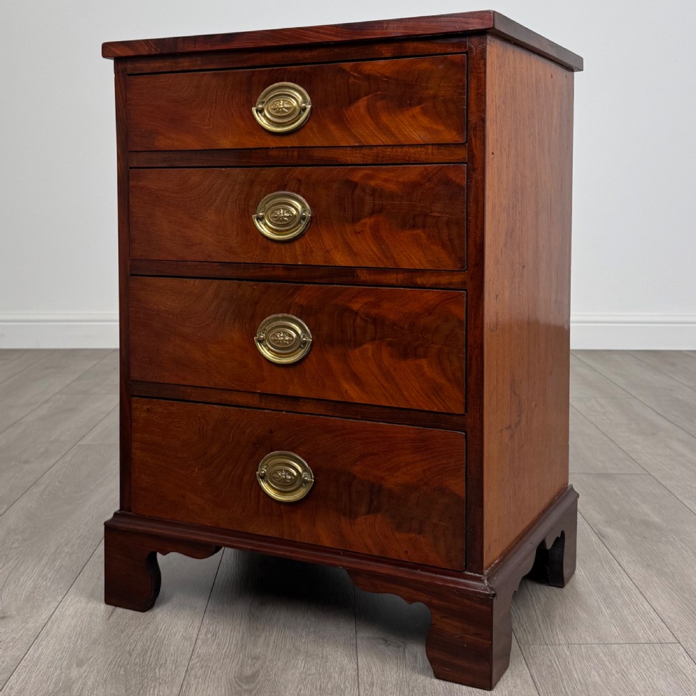 Antique 18th Century Small Mahogany Chest Of Drawers  View II