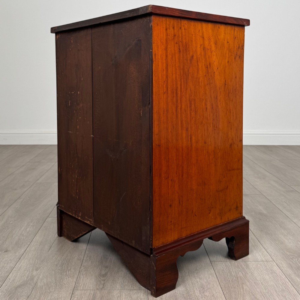 Antique 18th Century Small Mahogany Chest Of Drawers  View VI
