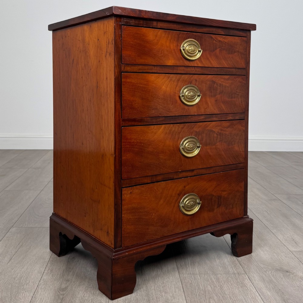 Antique 18th Century Small Mahogany Chest Of Drawers  View VIII