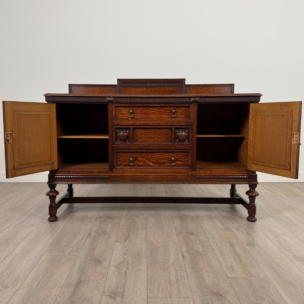 Antique 19th Century Jacobean Style Sideboard In Oak  View II