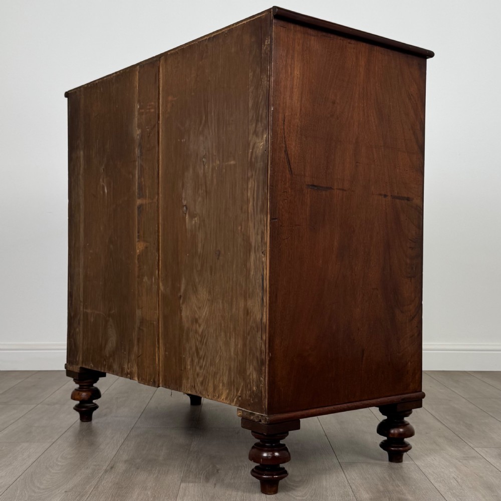 Antique 18th Century Fine Quality Mahogany Chest Of Drawers  View VI