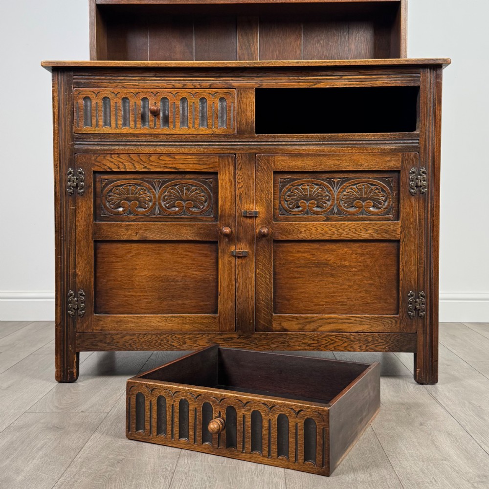  Antique 20th Century Good Quality Dresser In Oak  View XI