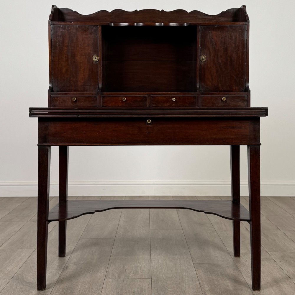 Antique 18th Century Unusual Desk In Mahogany