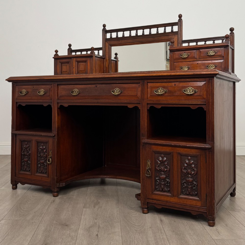 Antique 19th Century Fine Quality Dickens Desk In Walnut  View III
