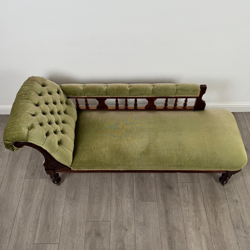  Antique 19th Century Good Quality Chaise In Mahogany  View IX