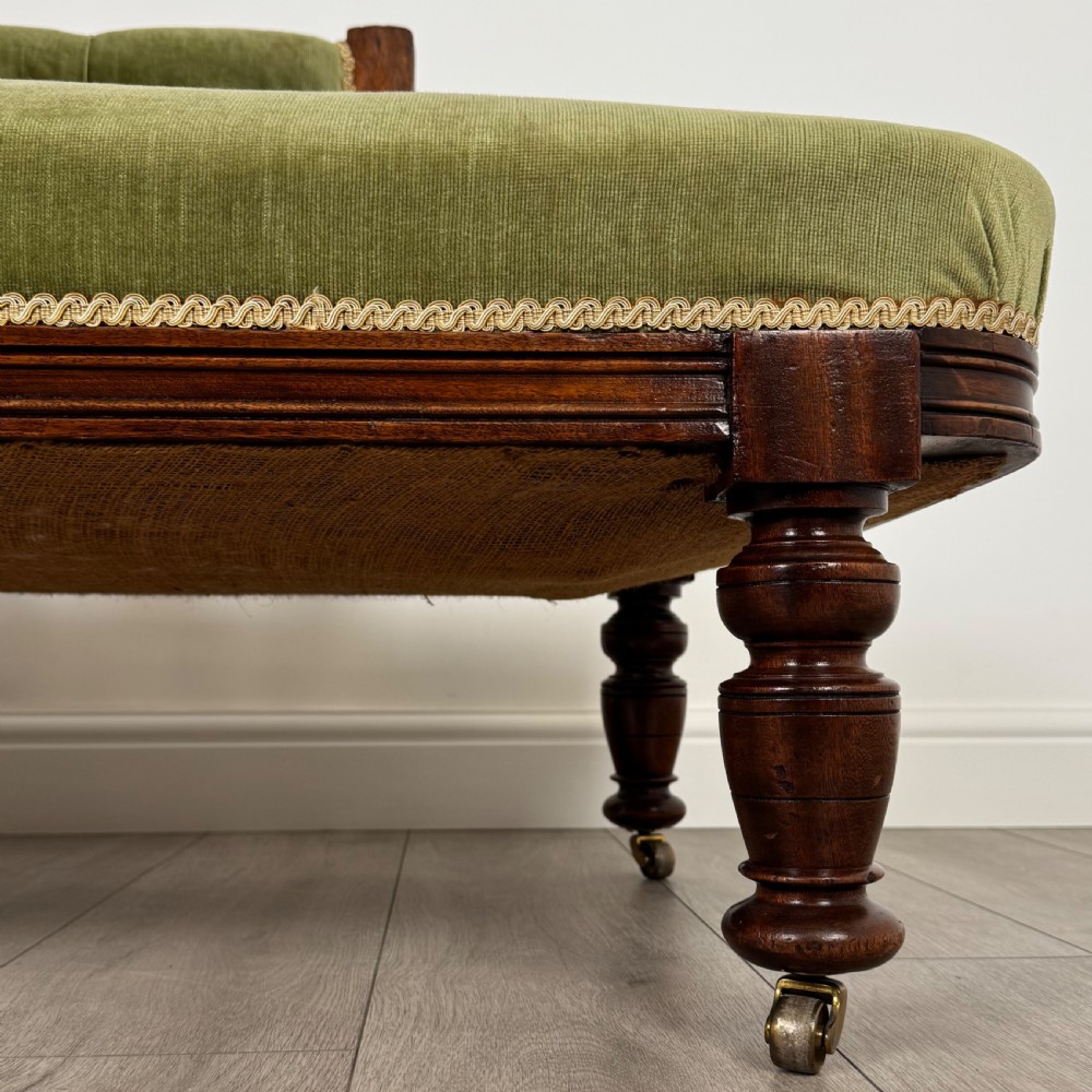  Antique 19th Century Good Quality Chaise In Mahogany  View XI