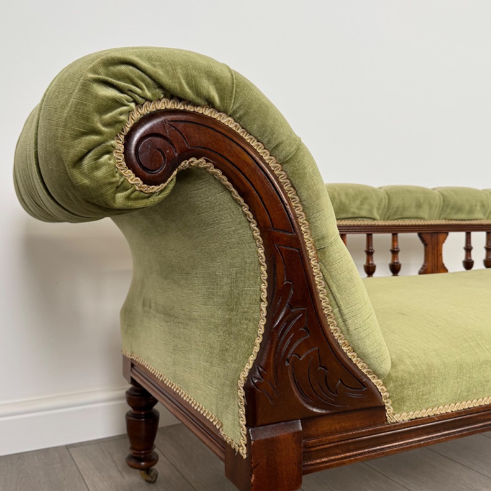  Antique 19th Century Good Quality Chaise In Mahogany  View XII