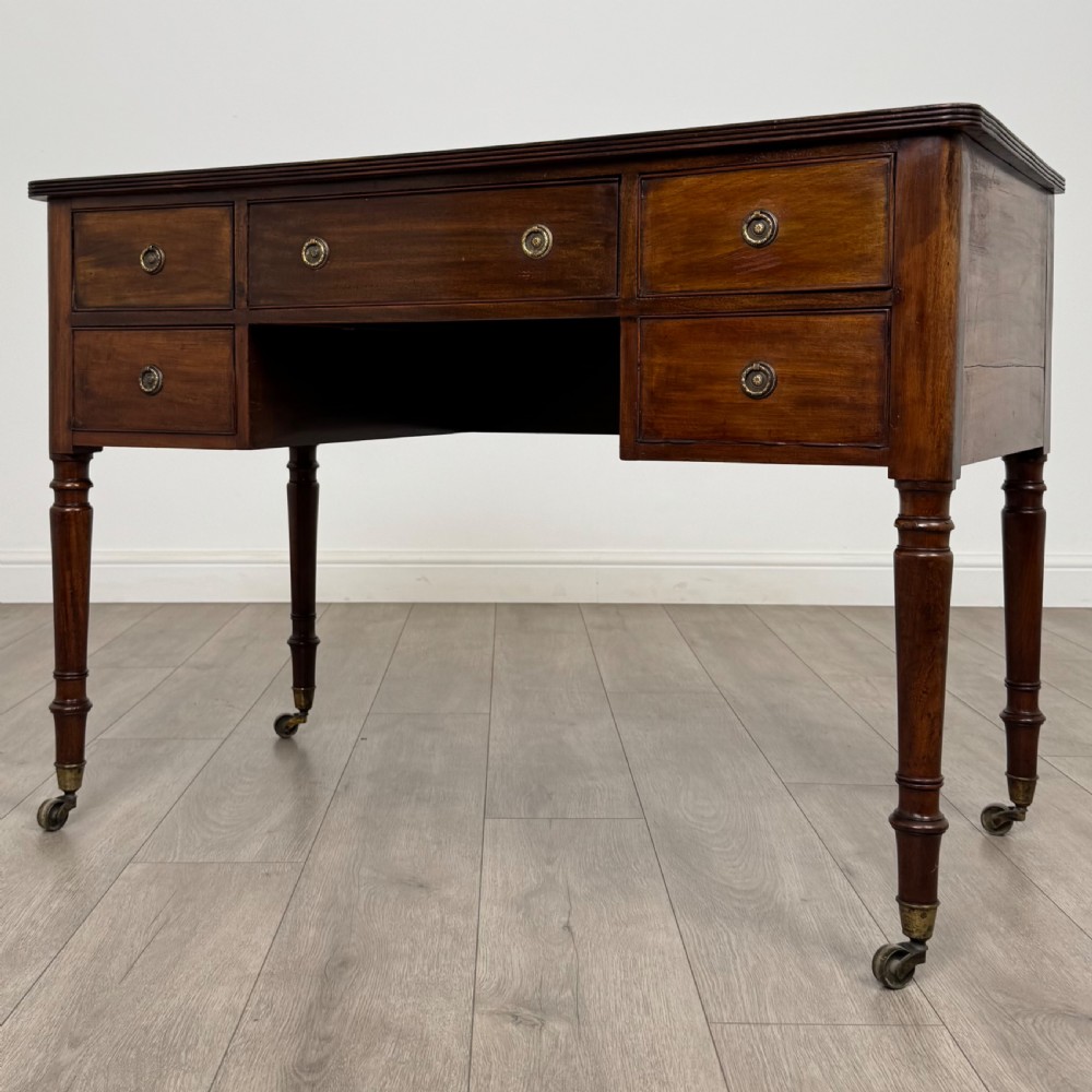Antique 18th Century Writing Table In Mahogany  View II
