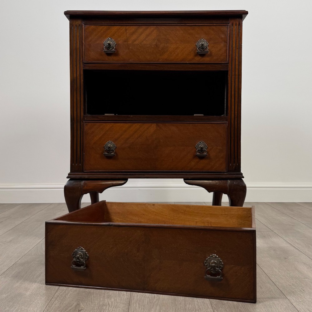  Antique 20th Century Small Mahogany Chest Of Drawers  View X