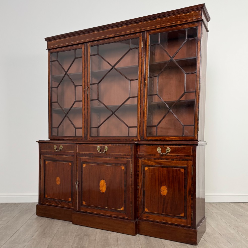Antique 19th Century Fine Quality Bookcase In Mahogany  View IV