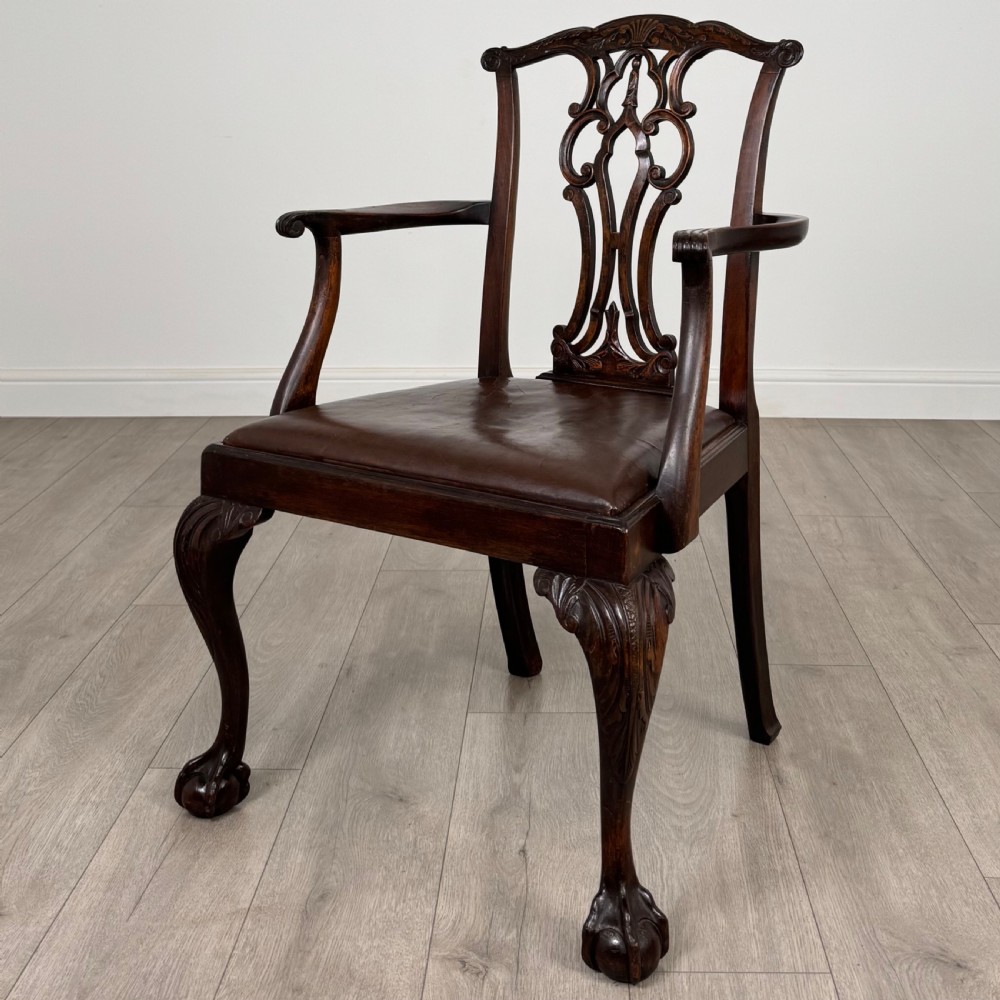 Antique 19th Century Set Of 6 Chippendale Style Dining Chairs  View II