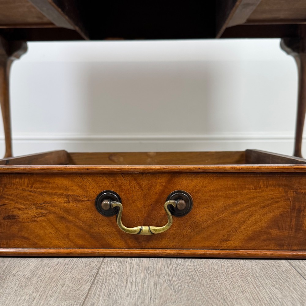 Antique 20th Century Good Quality Writing Table In Mahogany  View XI