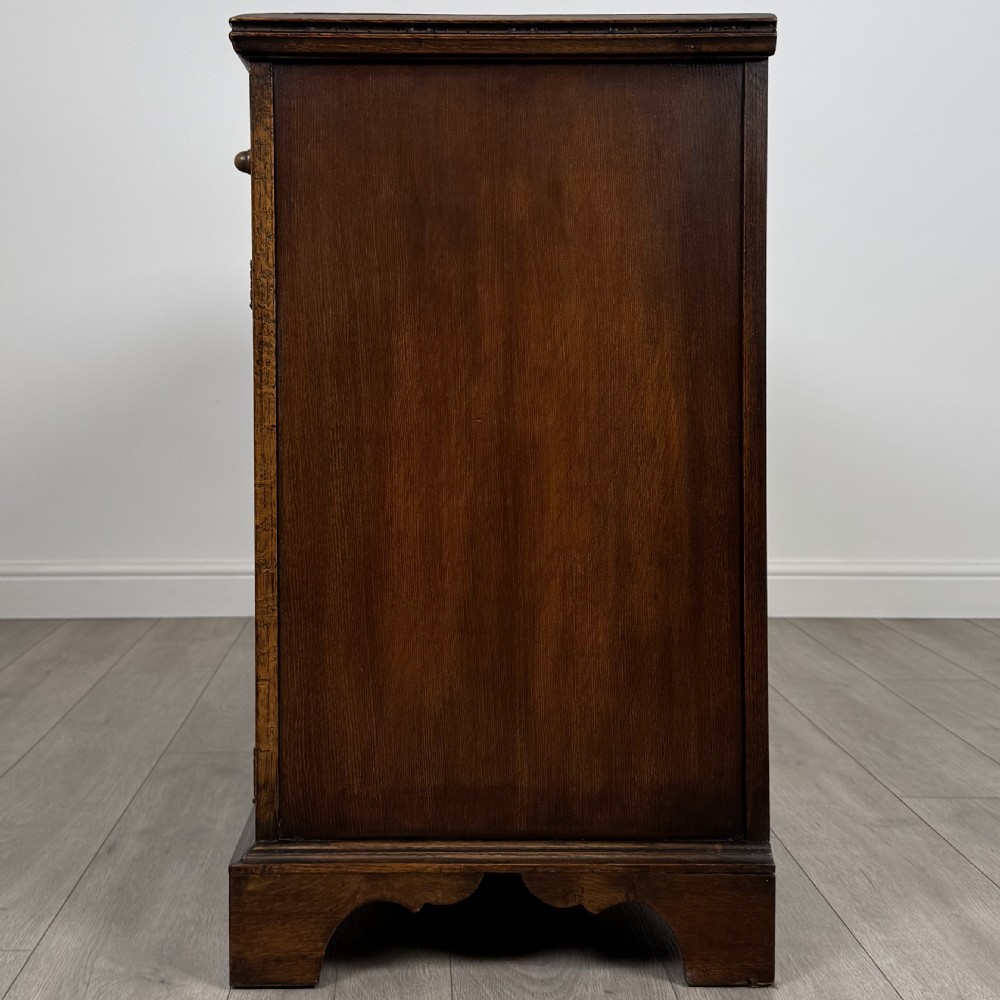  Antique 20th Century Good Quality Sideboard In Oak  View IV