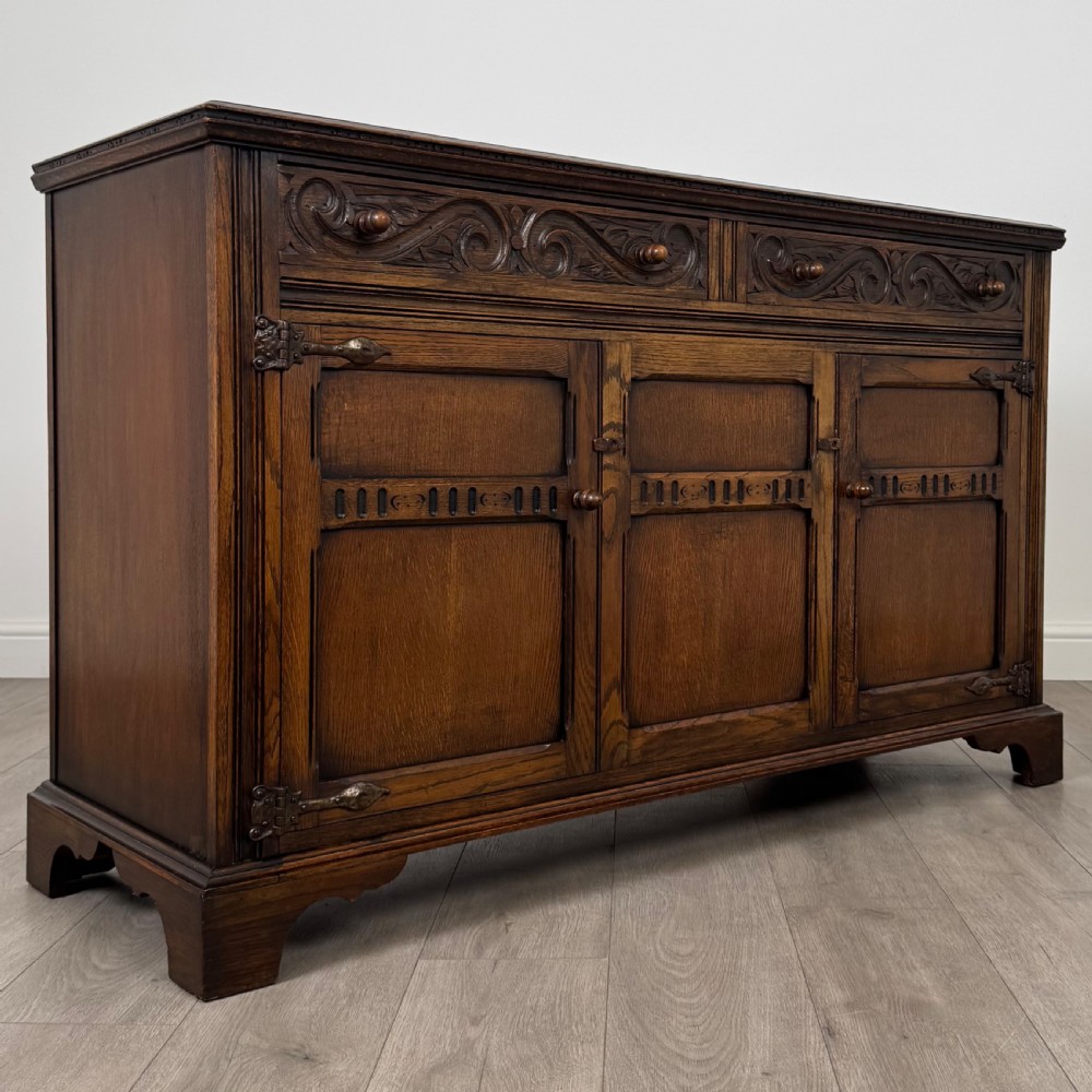  Antique 20th Century Good Quality Sideboard In Oak  View IX