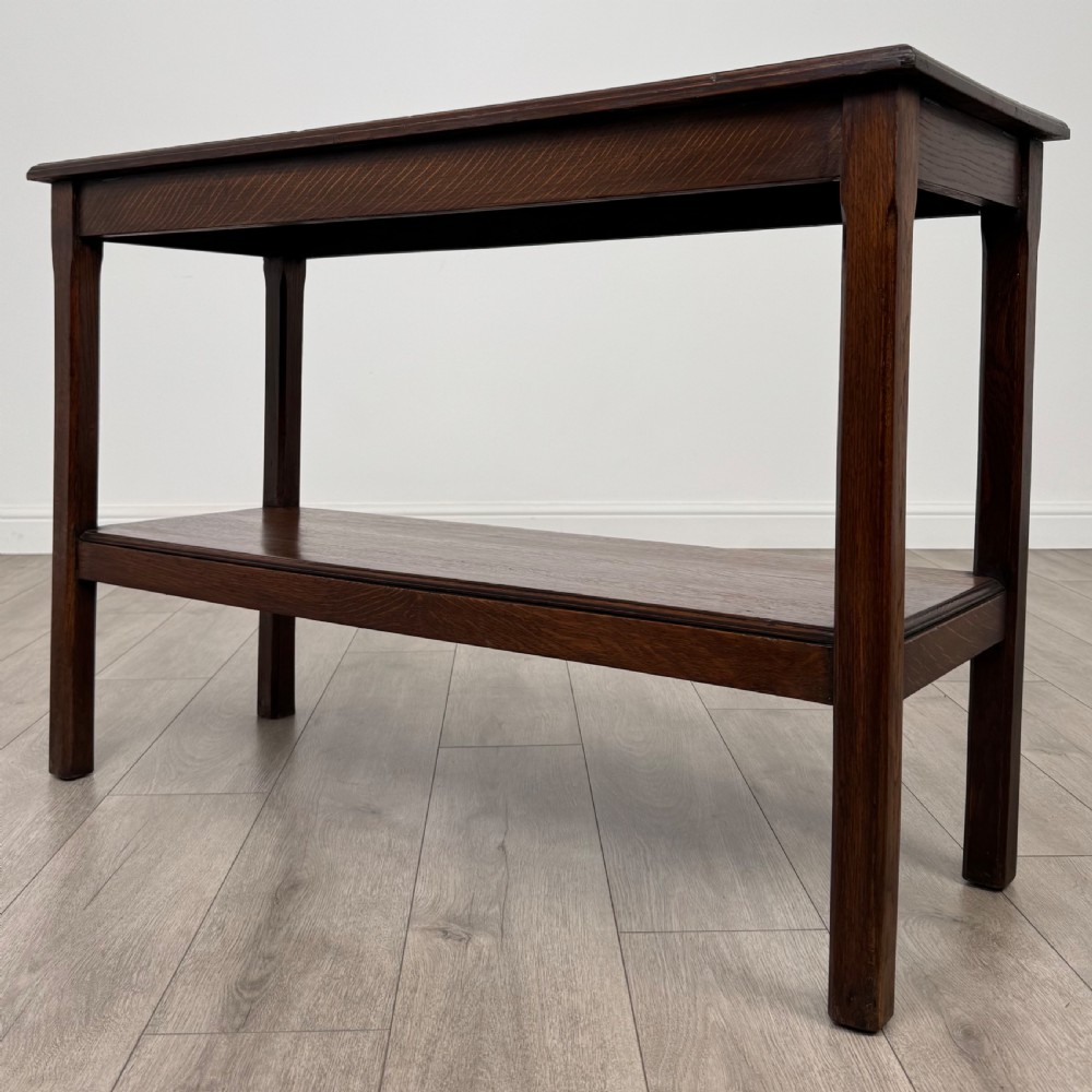 Antique 20th Century Good Quality Oak Side Table  View II