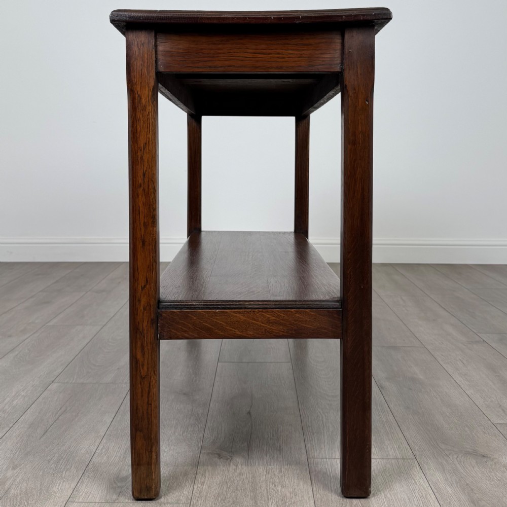 Antique 20th Century Good Quality Oak Side Table  View III