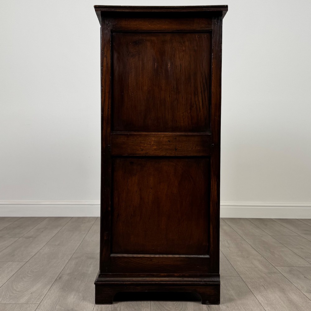 Antique 20th Century Fine Quality Cupboard In Oak  View IV