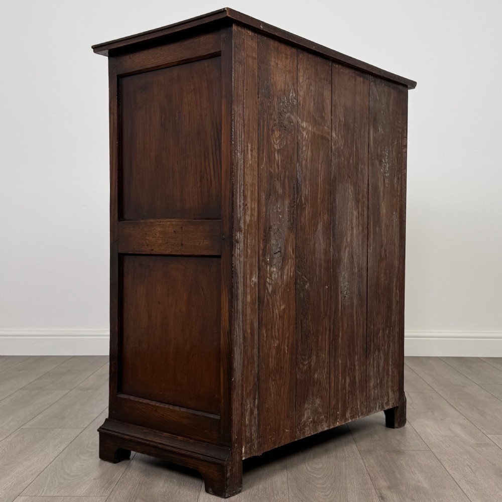 Antique 20th Century Fine Quality Cupboard In Oak  View V