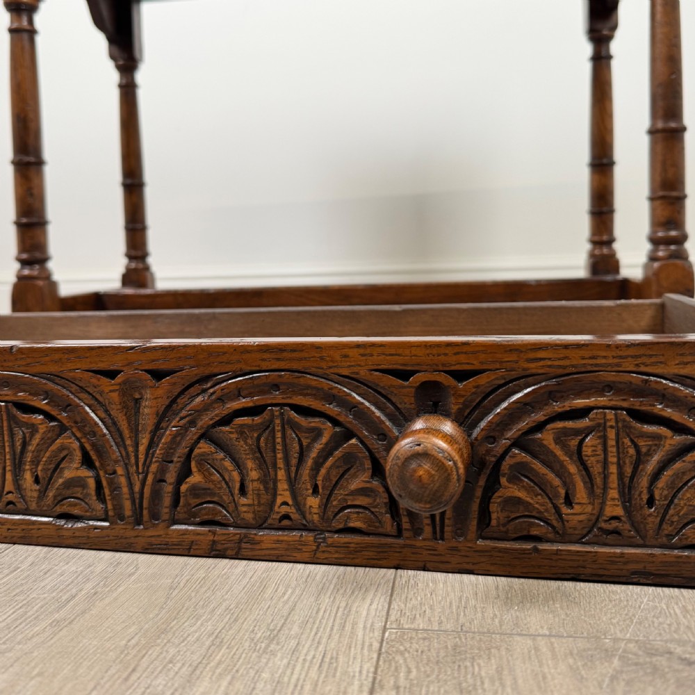 Antique 20th Century Good Quality Side Table In Oak  View XI