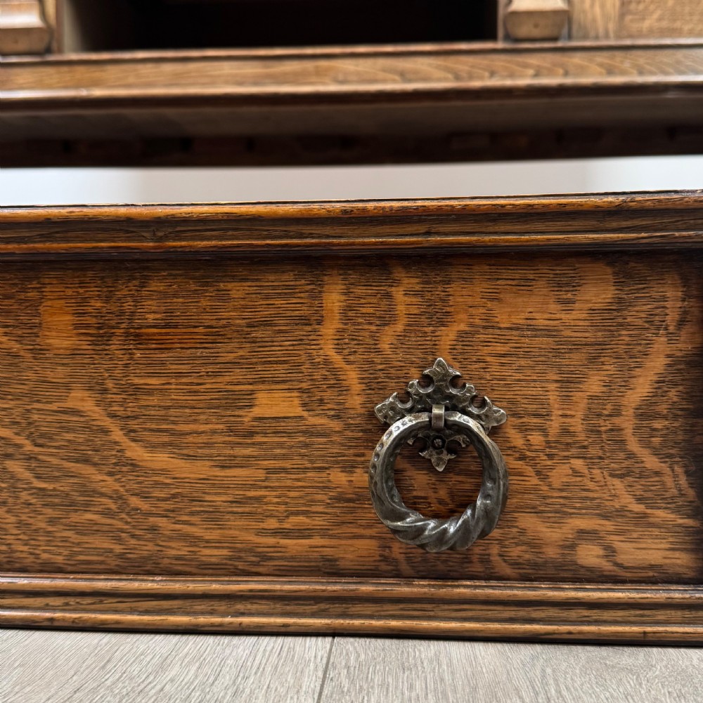 Antique 20th Century Fine Quality Carved Oak Sideboard View XII