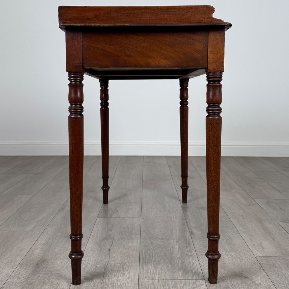 Antique 19th Century Fine Quality Writing Table In Mahogany View VII
