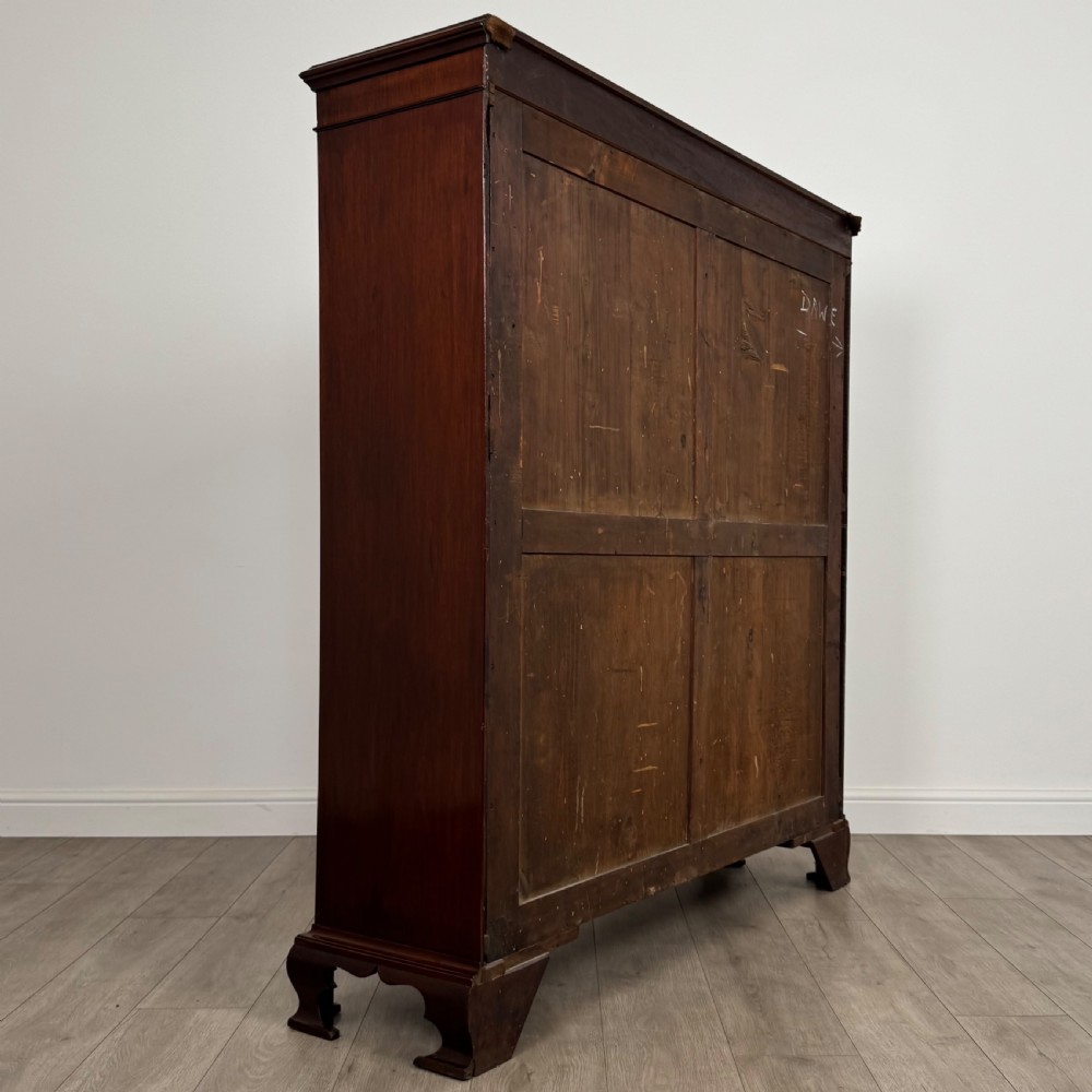  Antique 20th Century Good Quality Display Cabinet In Mahogany  View VII