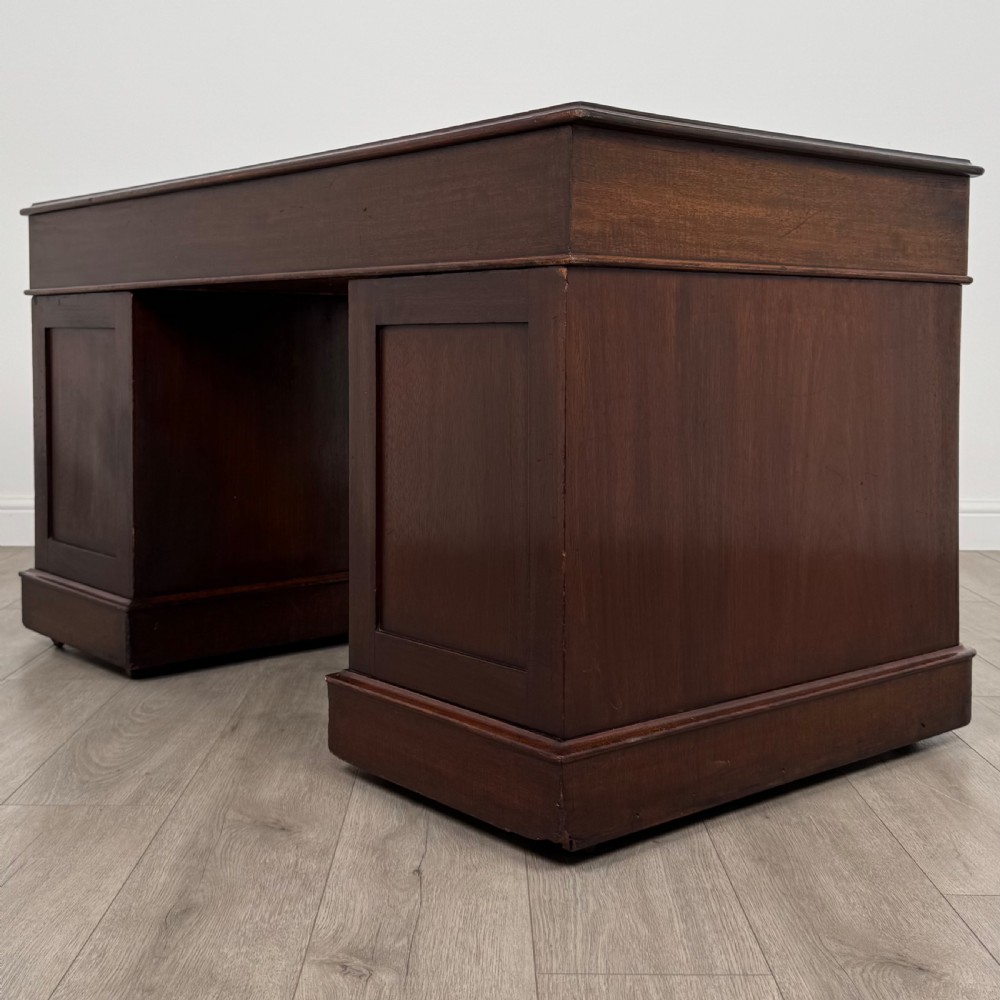 Antique 19th Century Good Quality Pedestal Desk In Mahogany  View VI